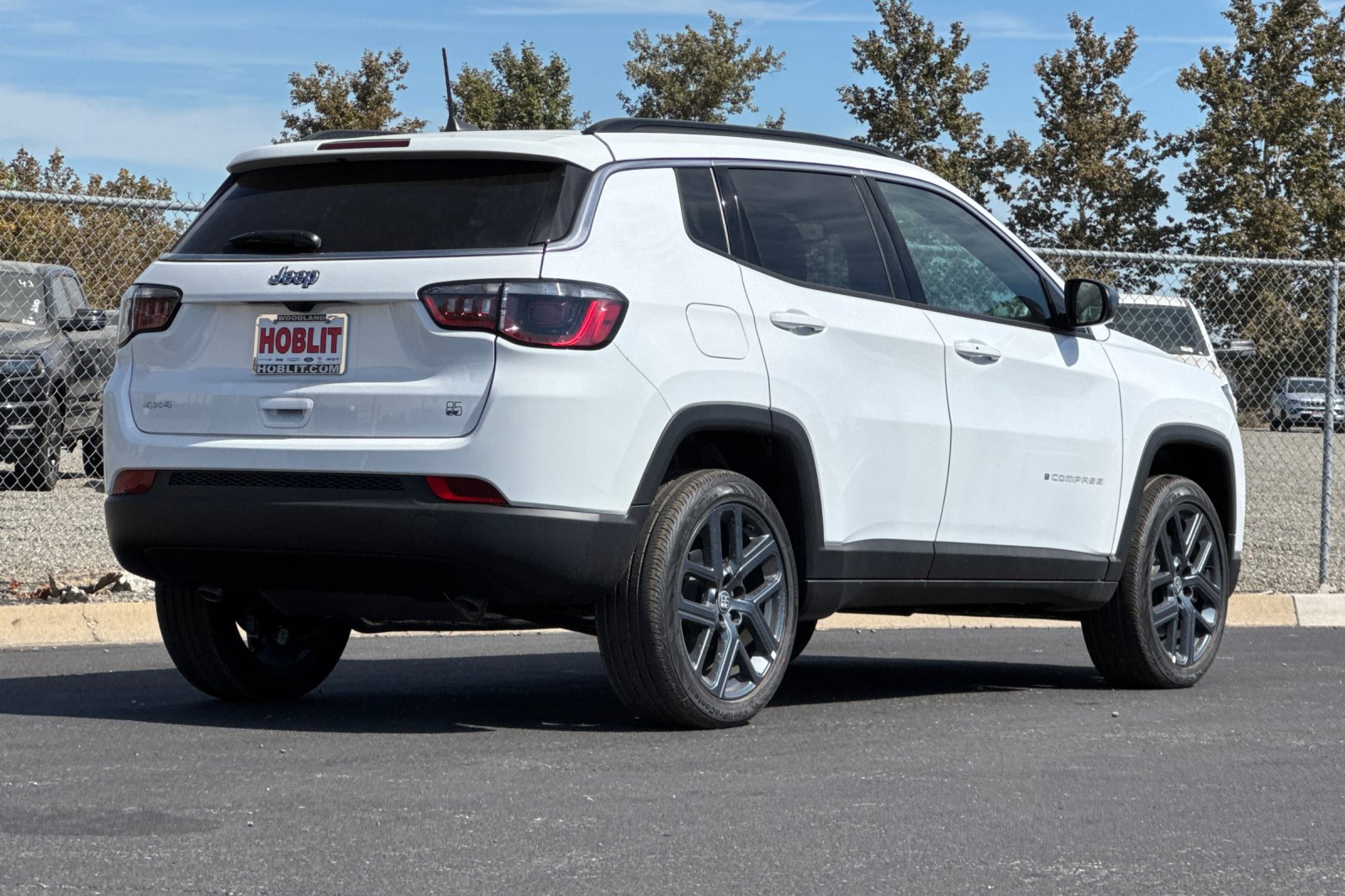 New 2026 Jeep Compass Latitude AWD/4WD image 3