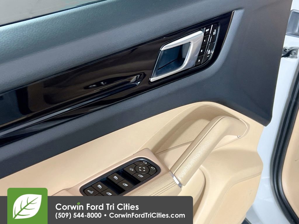Used 2021 Porsche Cayenne S image 12