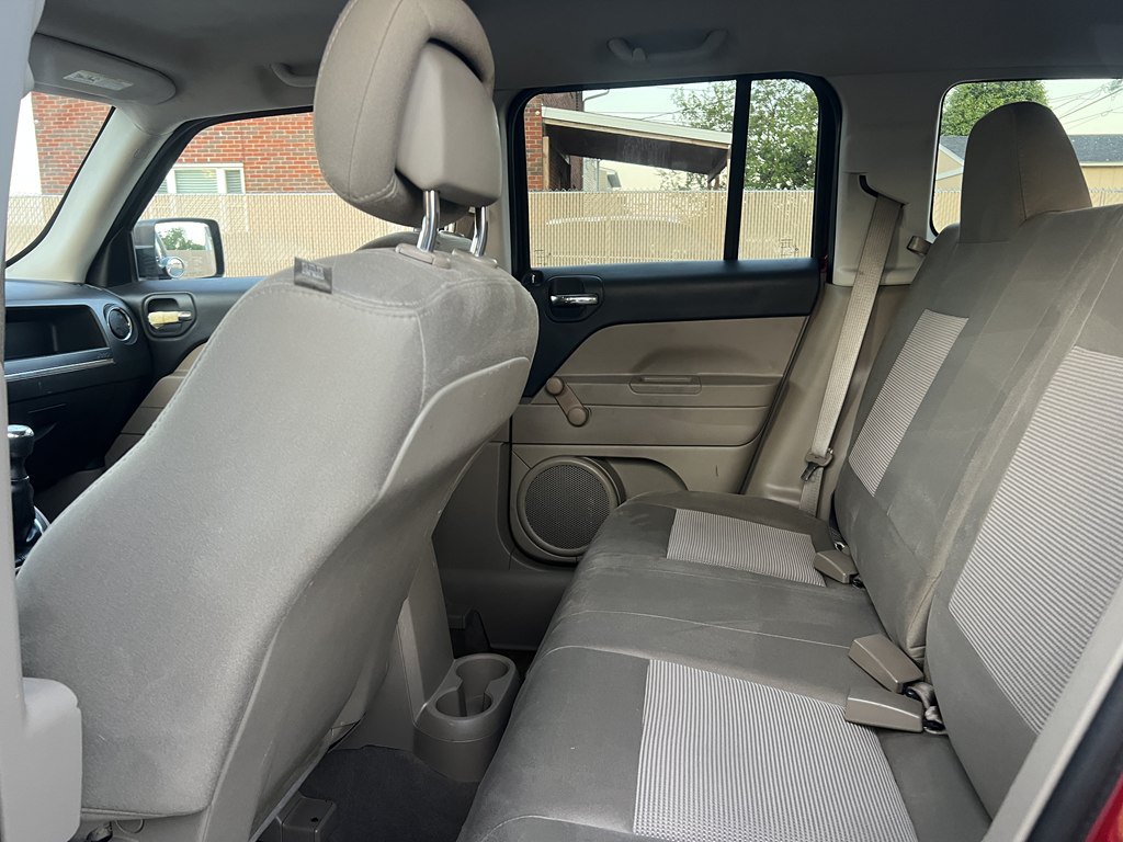 Used 2012 Jeep Patriot Sport w/ Tire & Wheel Group FWD image 15
