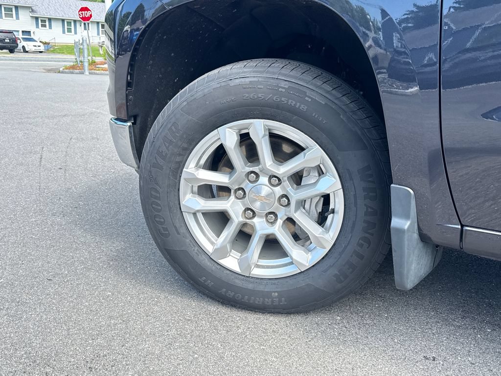 Used 2023 Chevrolet Silverado 1500 LT AWD/4WD image 27
