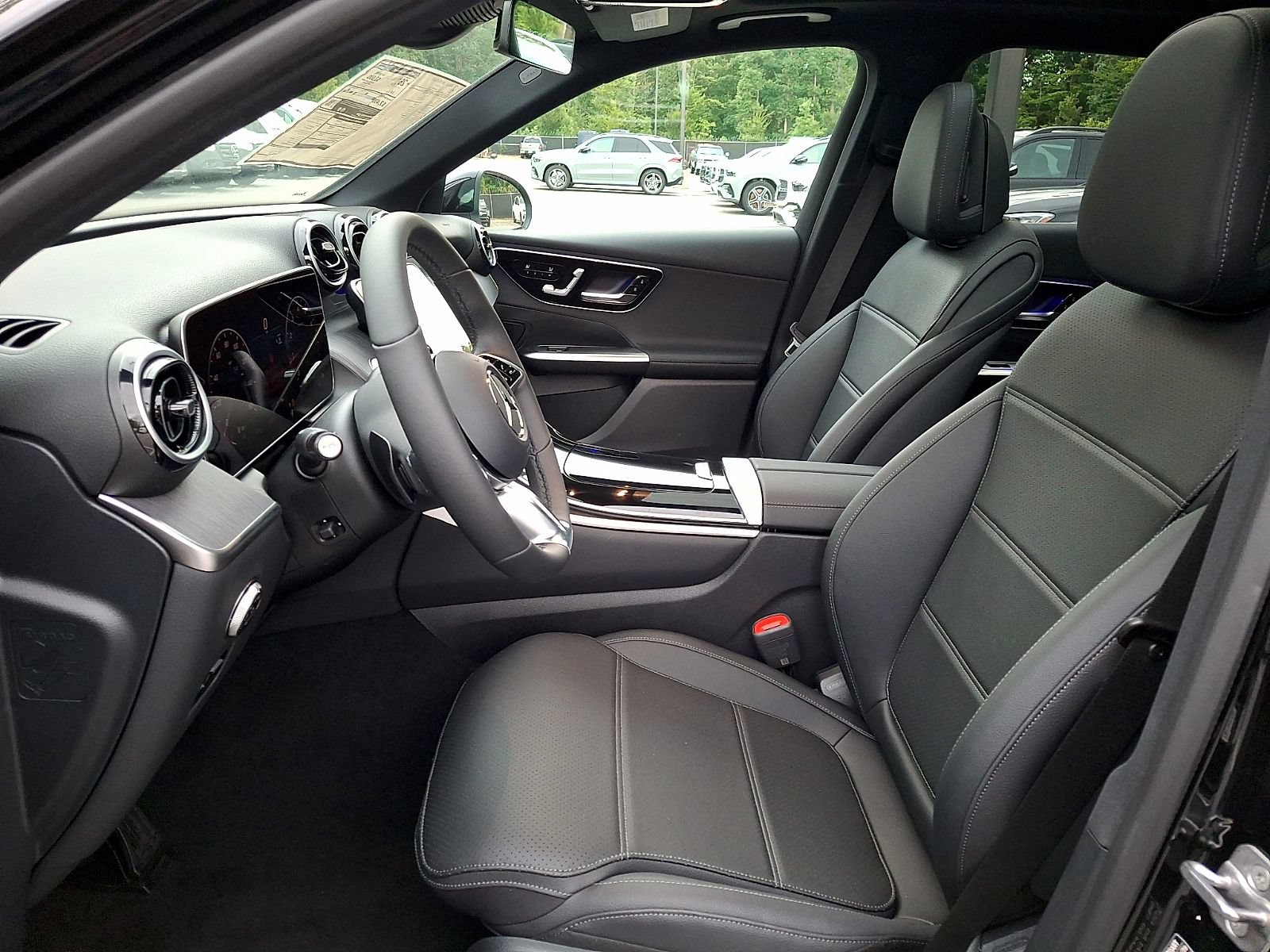 New 2026 Mercedes-Benz GLC 300 4MATIC image 9