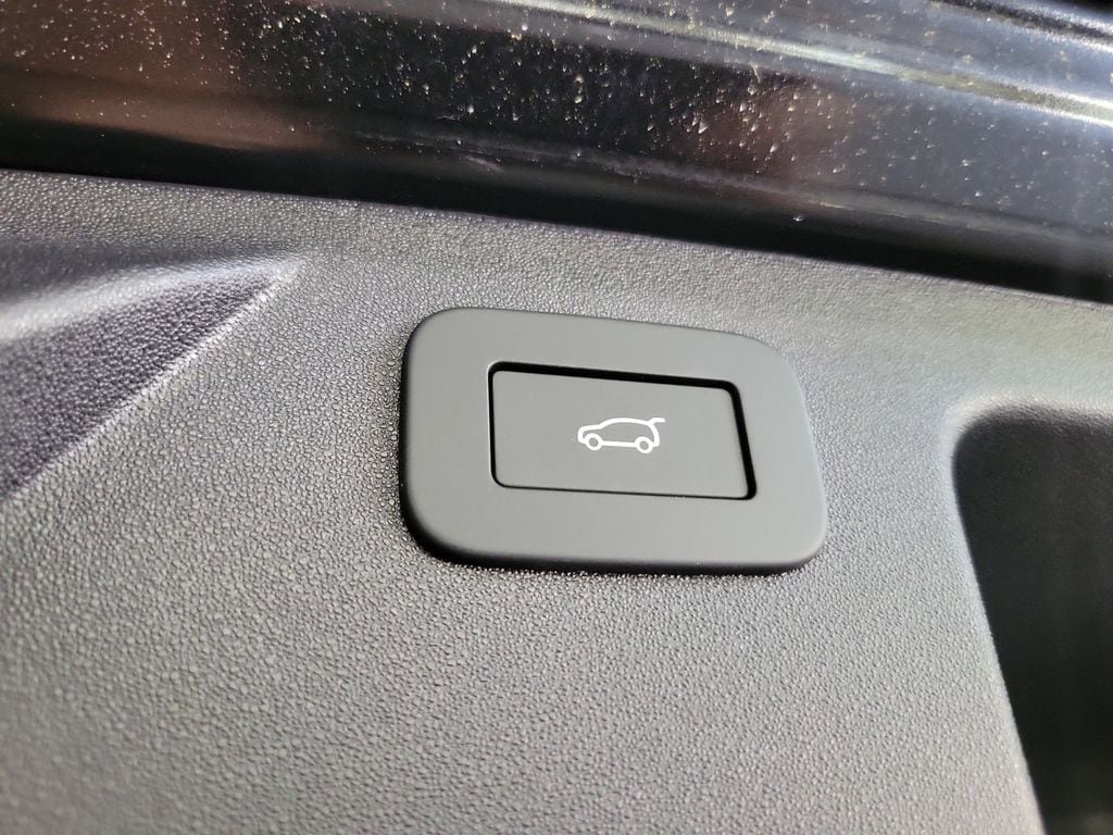 New 2025 Land Rover Discovery Sport Dynamic SE AWD/4WD image 30
