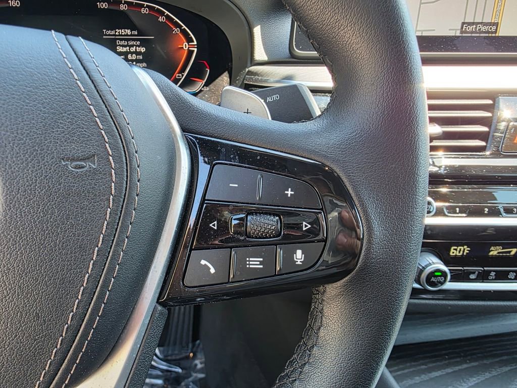 Used 2023 BMW 540i xDrive w/ Convenience Package image 28