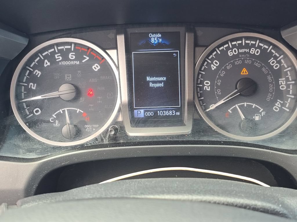 Used 2021 Toyota Tacoma SR5 w/ Blackout Package (TMS) AWD/4WD image 7