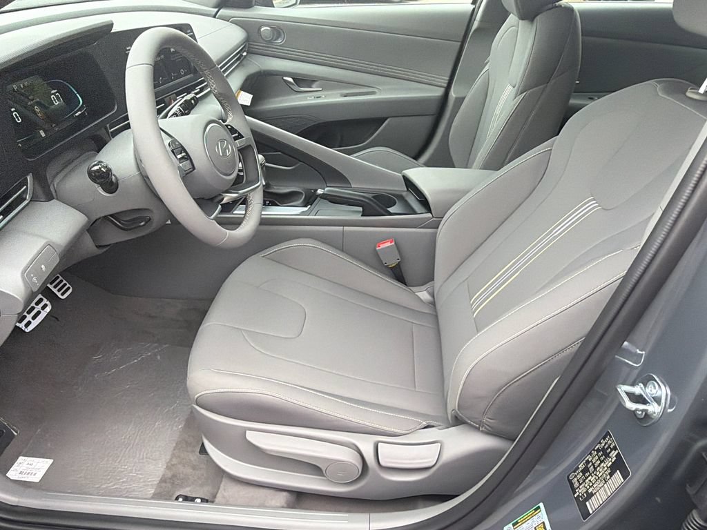 New 2026 Hyundai Elantra Sport FWD image 9