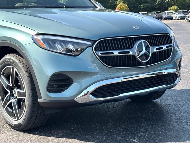 New 2027 Mercedes-Benz GLC 300 4MATIC image 2