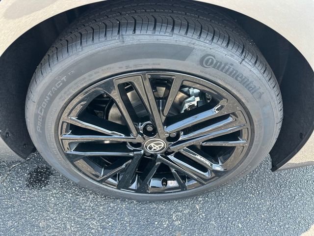 New 2025 Toyota Camry SE FWD image 5