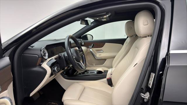 Used 2022 Mercedes-Benz A 220 image 13