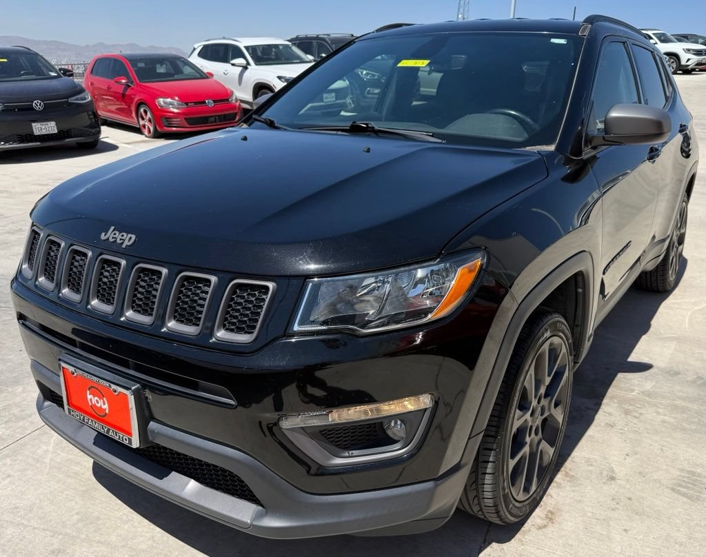 Used 2021 Jeep Compass Latitude AWD/4WD image 3