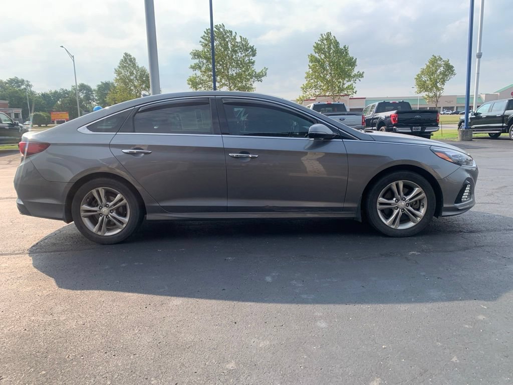 Used 2018 Hyundai Sonata Limited FWD image 2