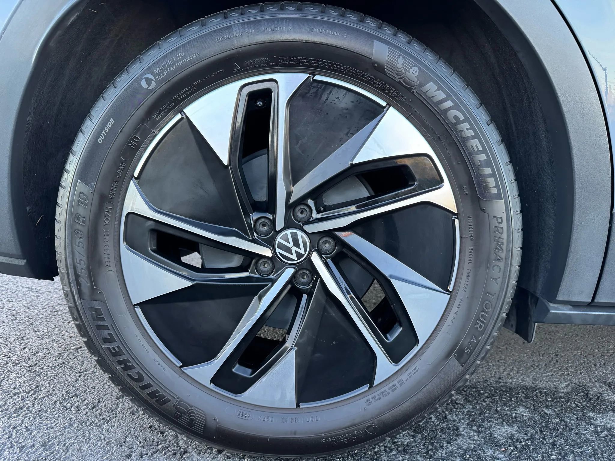 Used 2021 Volkswagen ID.4 Pro AWD/4WD image 18
