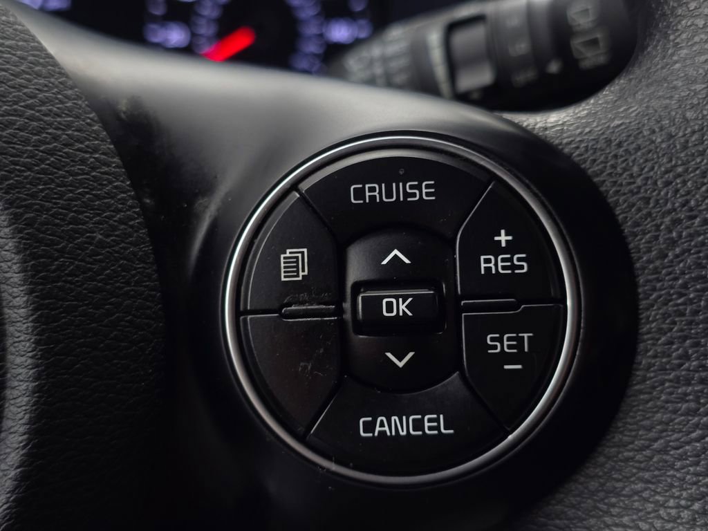 Used 2020 Kia Soul LX image 34