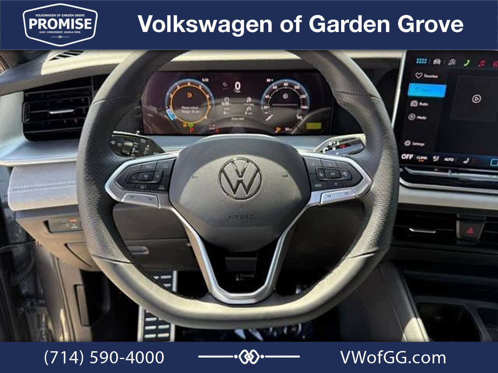 New 2026 Volkswagen Tiguan SE R-Line FWD image 17