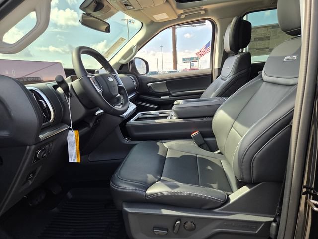 New 2026 Ford Expedition Platinum w/ Driver's Package AWD/4WD image 5