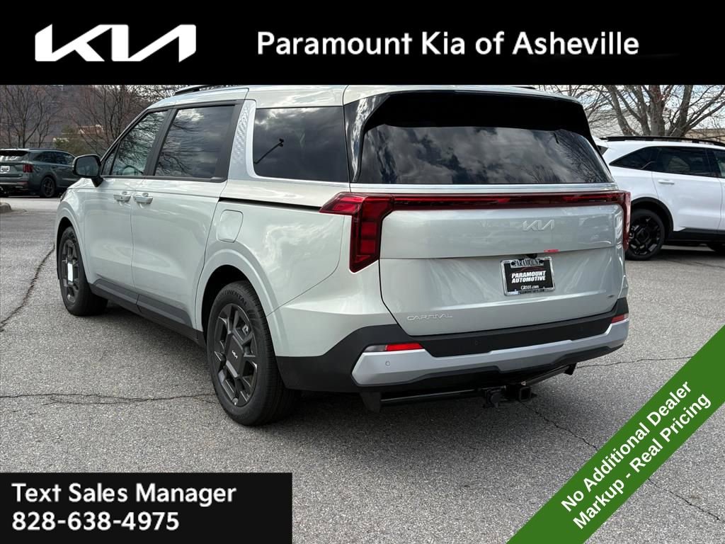 New 2026 Kia Carnival EX FWD image 4