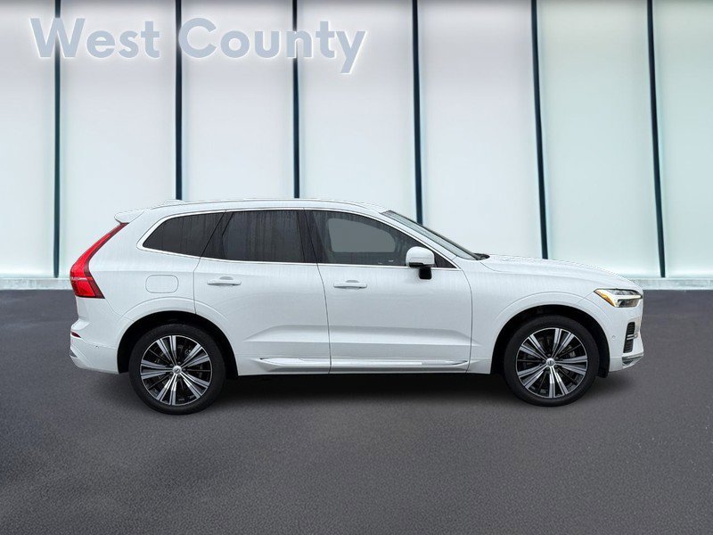 Certified 2023 Volvo XC60 B6 Ultimate w/ Protection Package Premier image 2