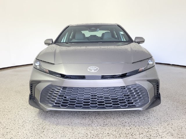Used 2026 Toyota Camry SE w/ Convenience Package FWD image 3