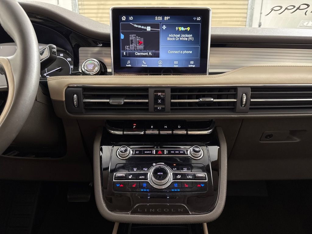 Used 2022 Lincoln Corsair AWD w/ Equipment Group 101A image 19