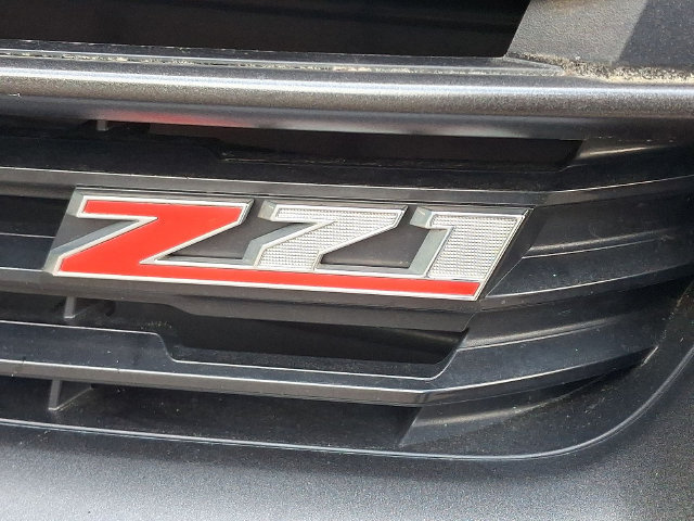 Used 2017 Chevrolet Colorado Z71 AWD/4WD image 29