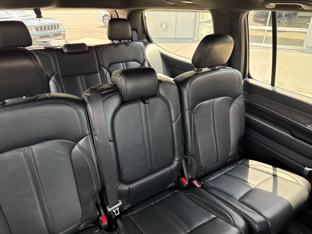 Used 2024 Jeep Wagoneer Series II w/ Flexible Seating Group AWD/4WD image 40