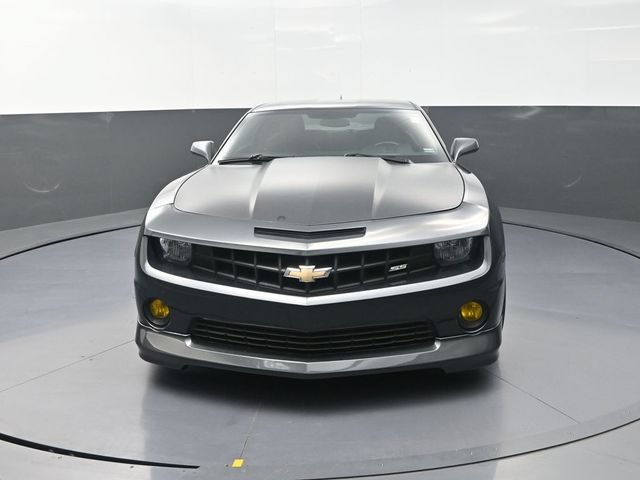 Used 2013 Chevrolet Camaro SS RWD image 2