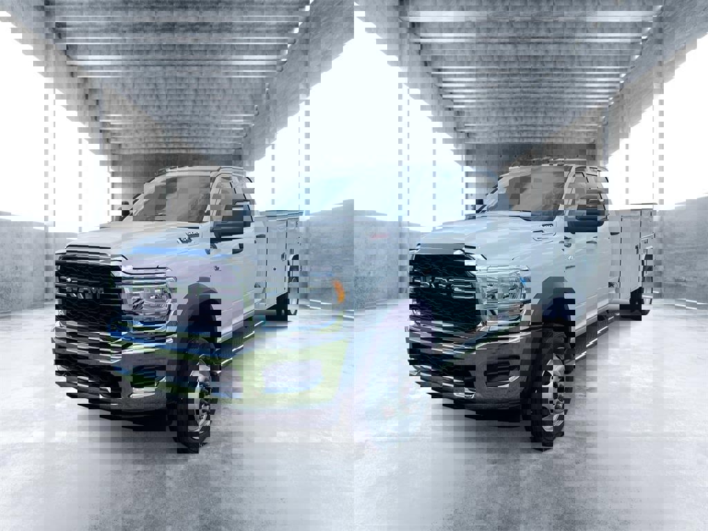 New 2024 RAM 5500 Tradesman w/ Chrome Appearance Group