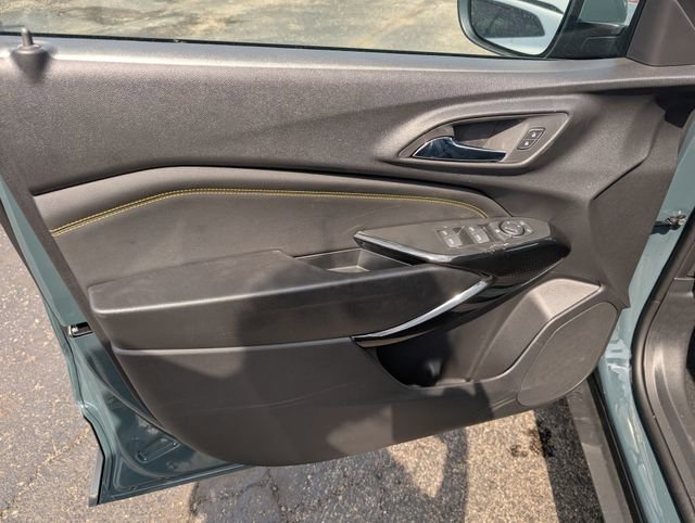 New 2026 Chevrolet Trax LT w/ Driver Confidence Package image 14