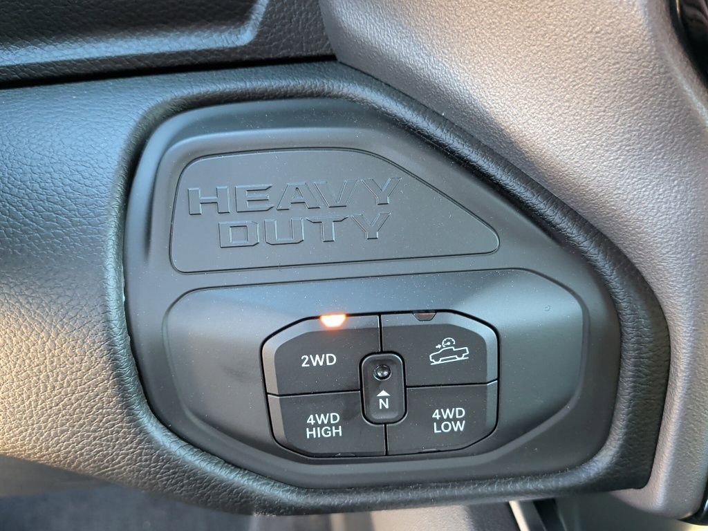 New 2026 RAM 2500 Lone Star AWD/4WD image 24