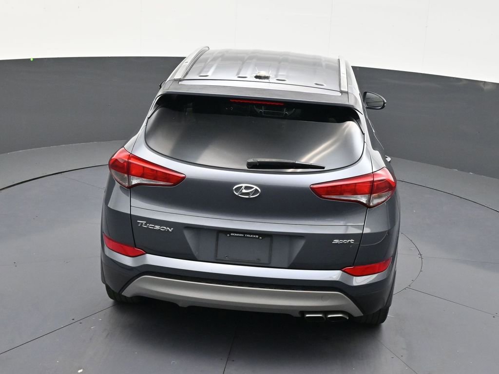 Used 2018 Hyundai Tucson Sport FWD image 14