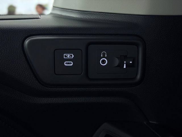 Used 2025 Honda Odyssey Touring image 24