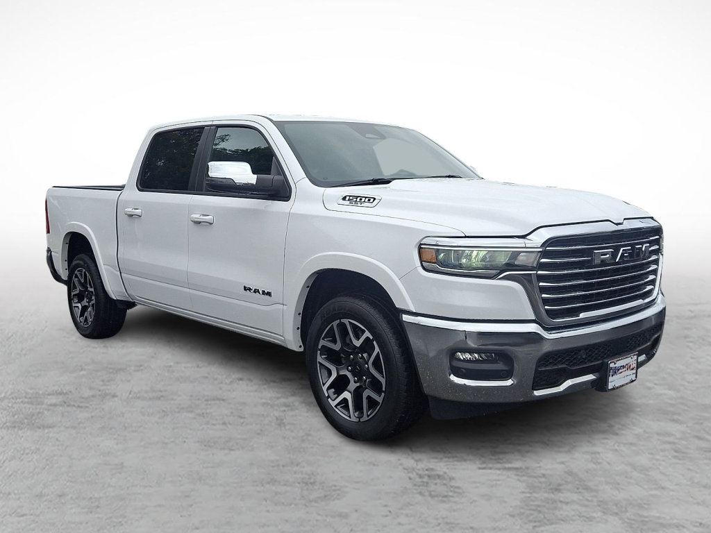 Certified 2025 RAM 1500 Laramie AWD/4WD image 7