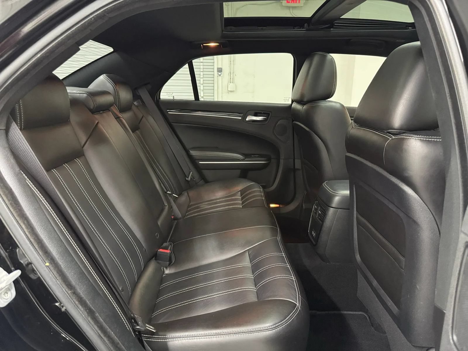 Used 2022 Chrysler 300 S RWD image 15