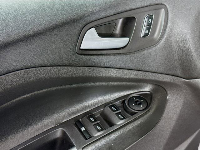 Used 2013 Ford Escape SE FWD image 18