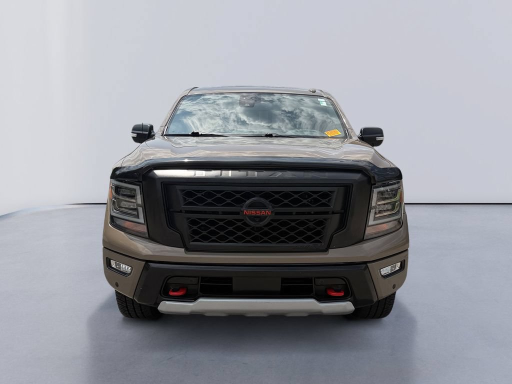 Used 2021 Nissan Titan PRO-4X w/ Pro-4x Convenience Package AWD/4WD image 8