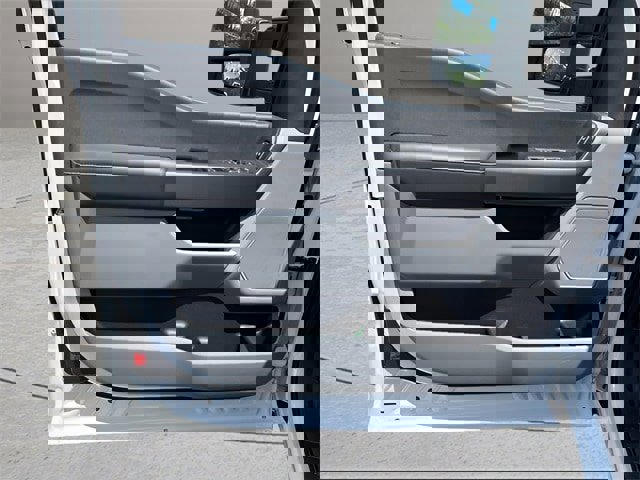 New 2025 Ford F350 XLT image 7