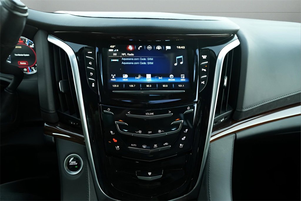 Used 2020 Cadillac Escalade ESV 4WD image 48