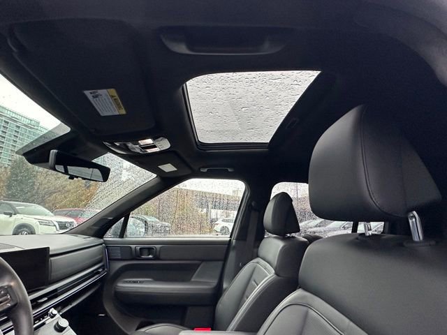 Used 2024 Hyundai Santa Fe Calligraphy image 13