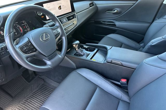 Used 2025 Lexus ES 350 w/ Premium Package FWD image 11