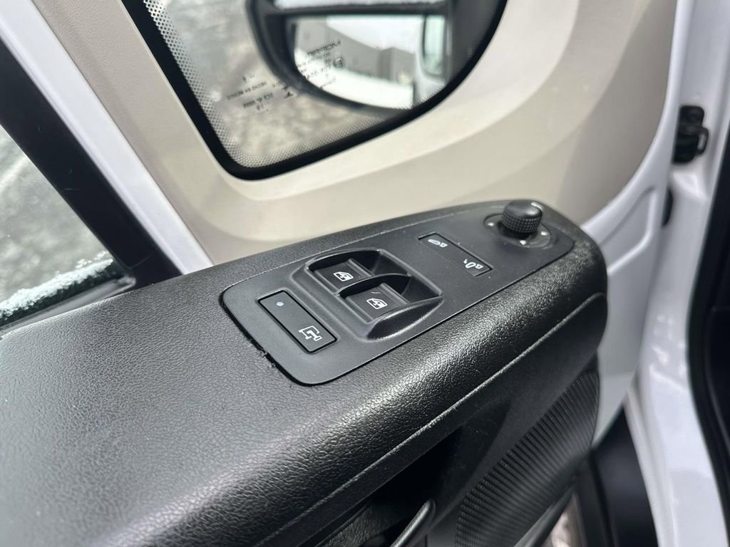 Used 2019 RAM ProMaster 3500 w/ Premium Appearance Group image 19