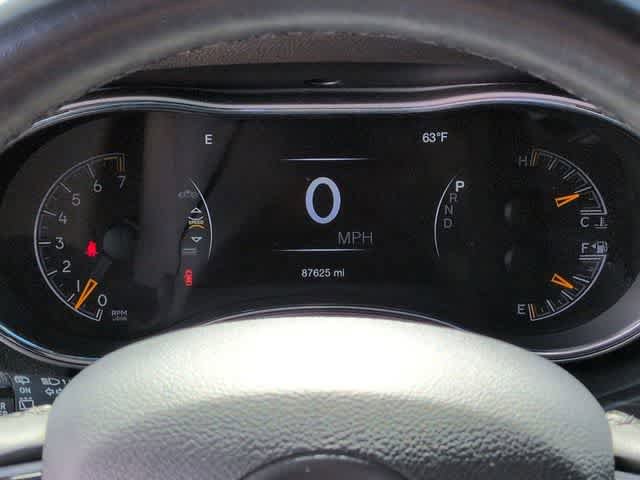 Used 2019 Jeep Grand Cherokee Altitude AWD/4WD image 28