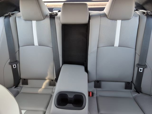 Used 2025 Toyota Camry SE image 24