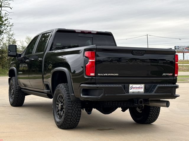 Used 2024 Chevrolet Silverado 2500 ZR2 w/ Technology Package AWD/4WD image 7