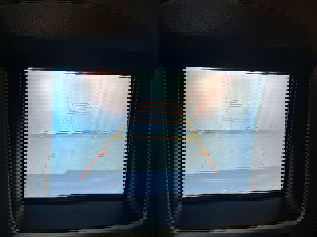 Used 2017 GMC Yukon SLE w/ SLE Value Package image 17