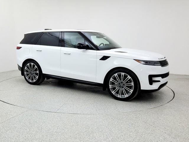 Certified 2025 Land Rover Range Rover Sport SE image 3