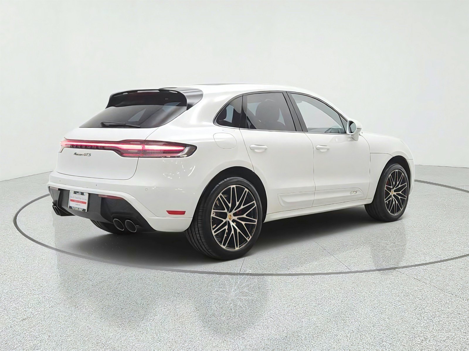 Used 2022 Porsche Macan GTS AWD/4WD image 5