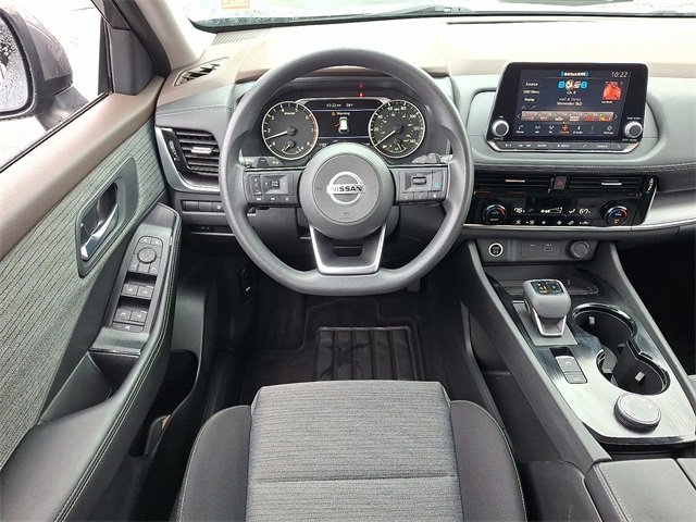 Used 2021 Nissan Rogue SV image 11