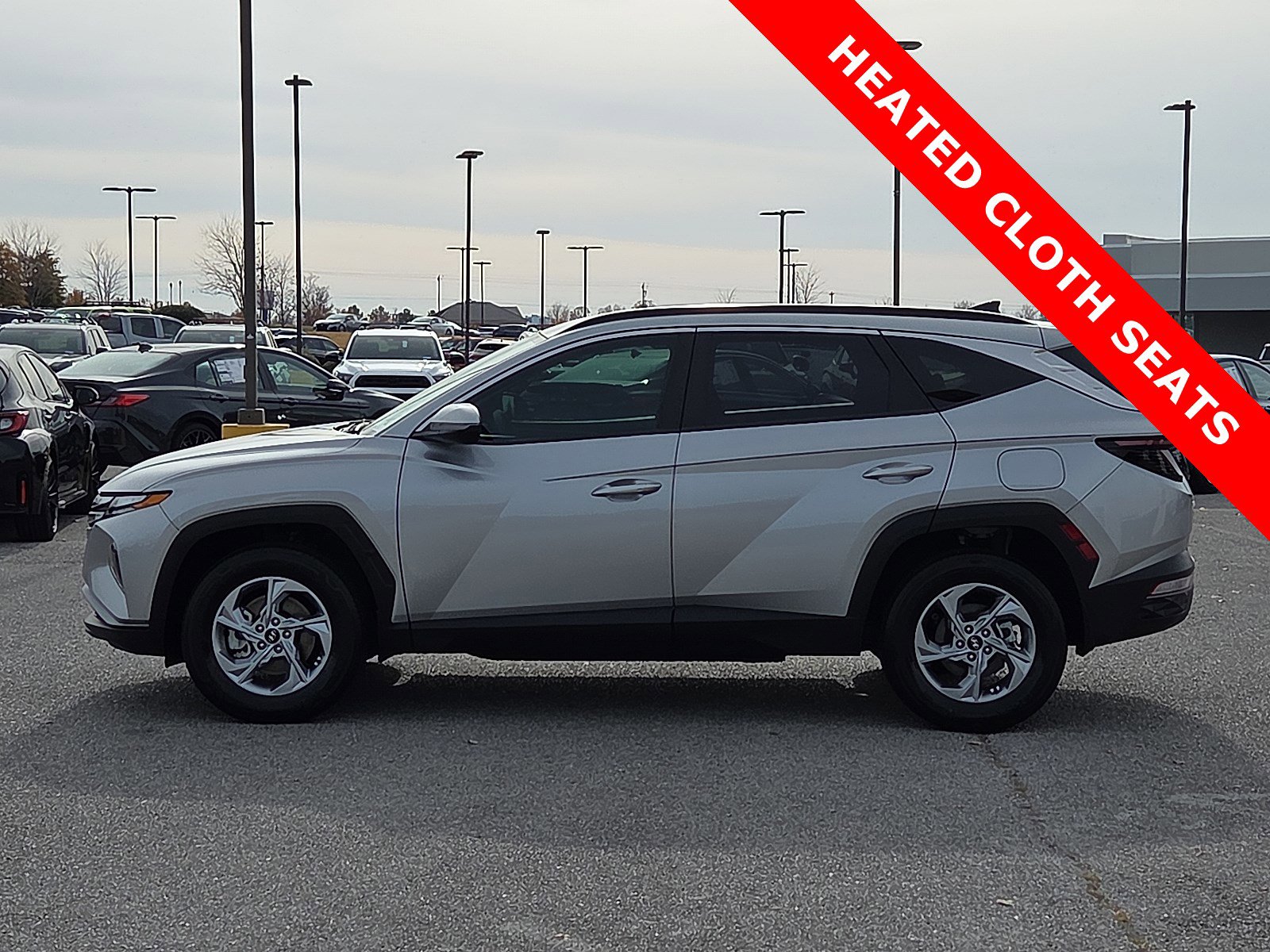 Used 2023 Hyundai Tucson SEL image 3