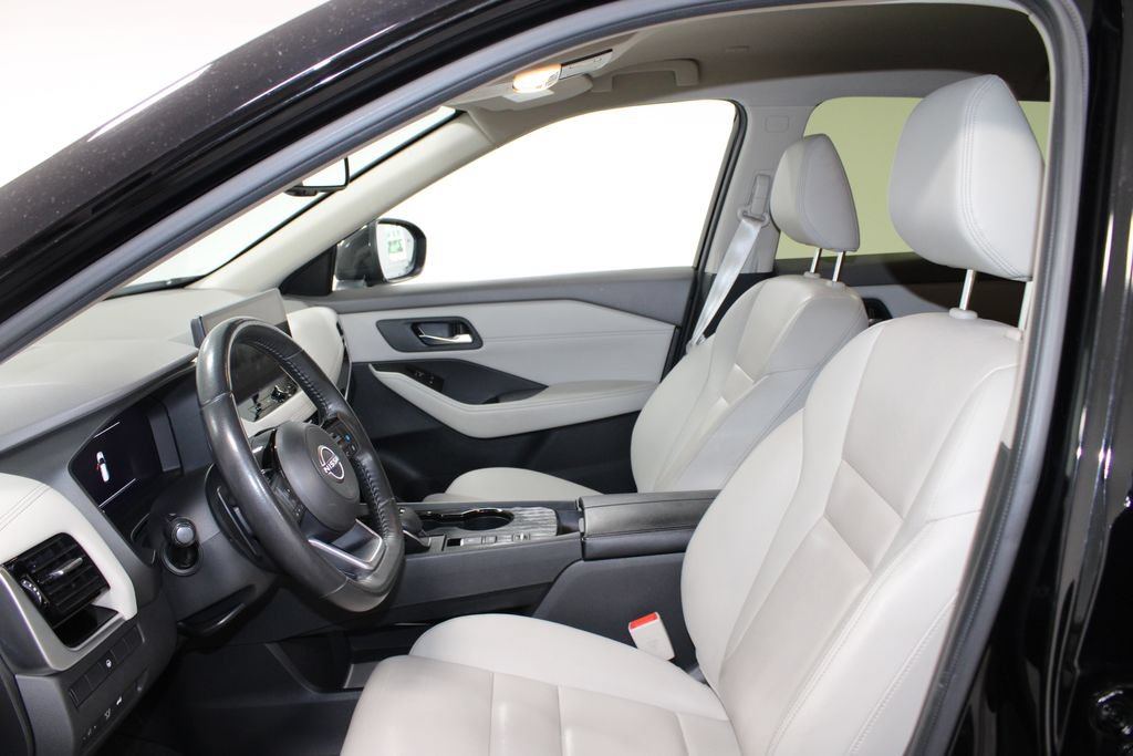 Used 2024 Nissan Rogue SL FWD image 21