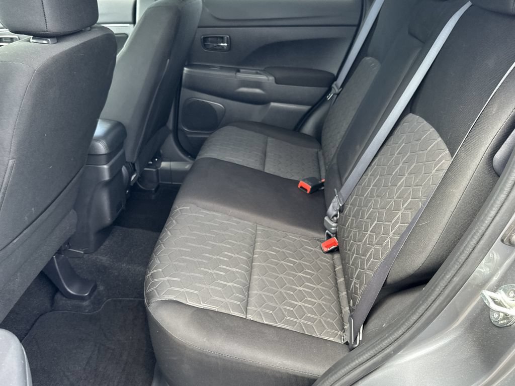 Used 2023 Mitsubishi Outlander Sport ES AWD/4WD image 15
