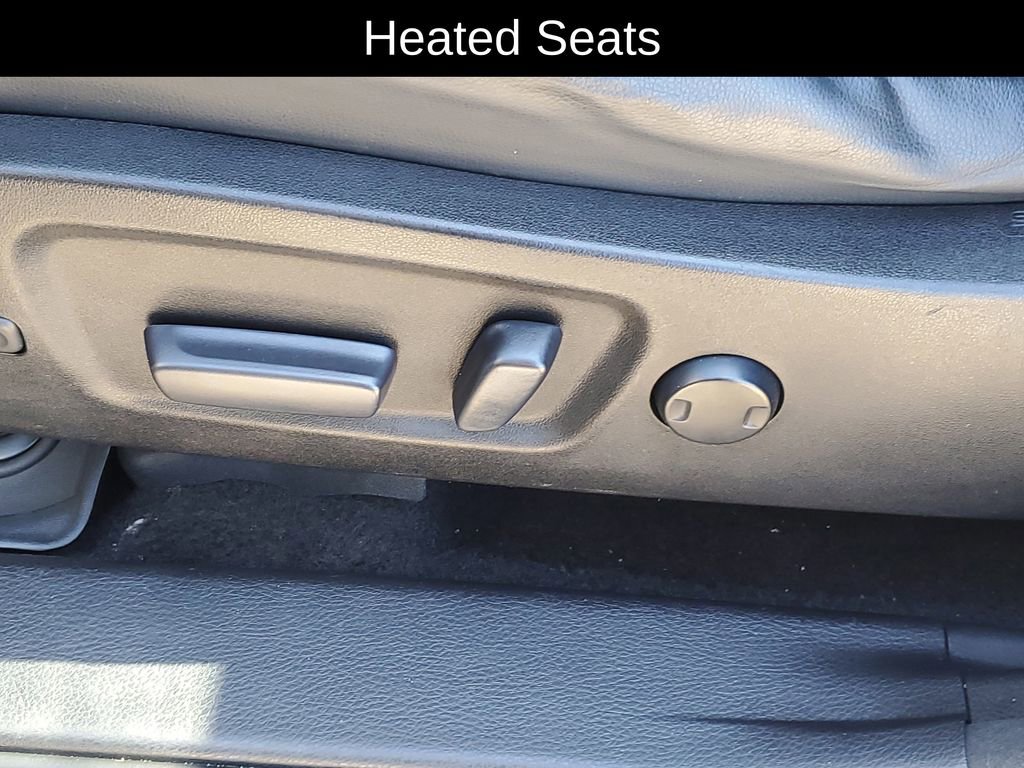 Used 2017 Toyota Highlander XLE AWD/4WD image 8